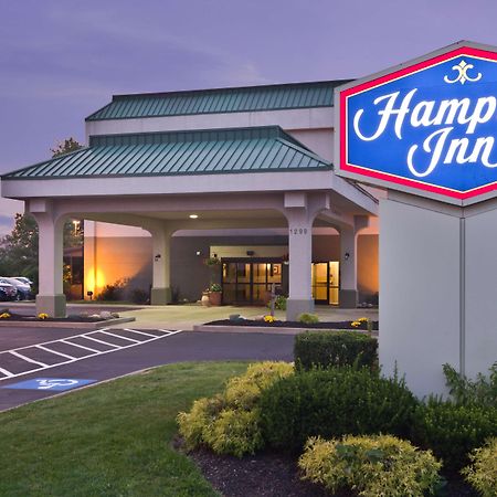 Hampton Inn New Philadelphia Exterior foto