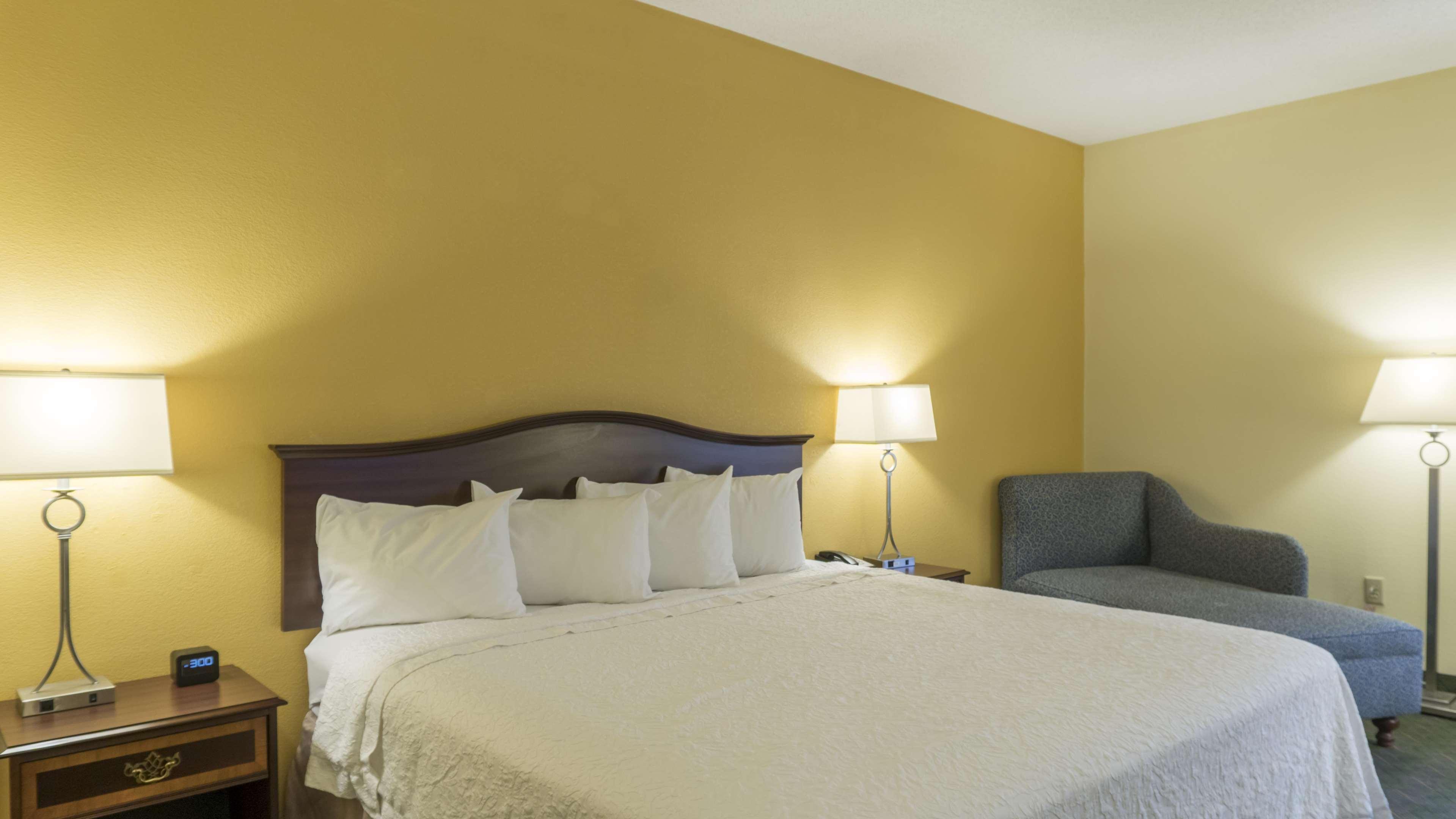 Hampton Inn New Philadelphia Exterior foto